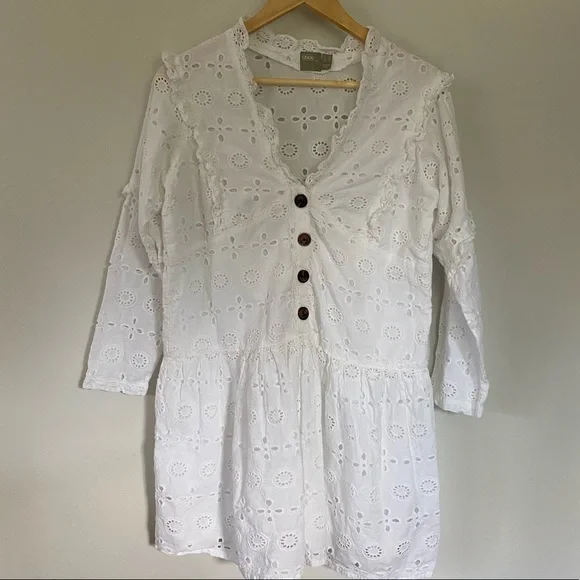 Loose Fit ASOS white eyelet dress - Picture 2 of 5